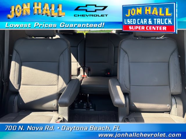 Used 2023 Chevrolet Tahoe Z71 w/ Luxury Package AWD/4WD image 19