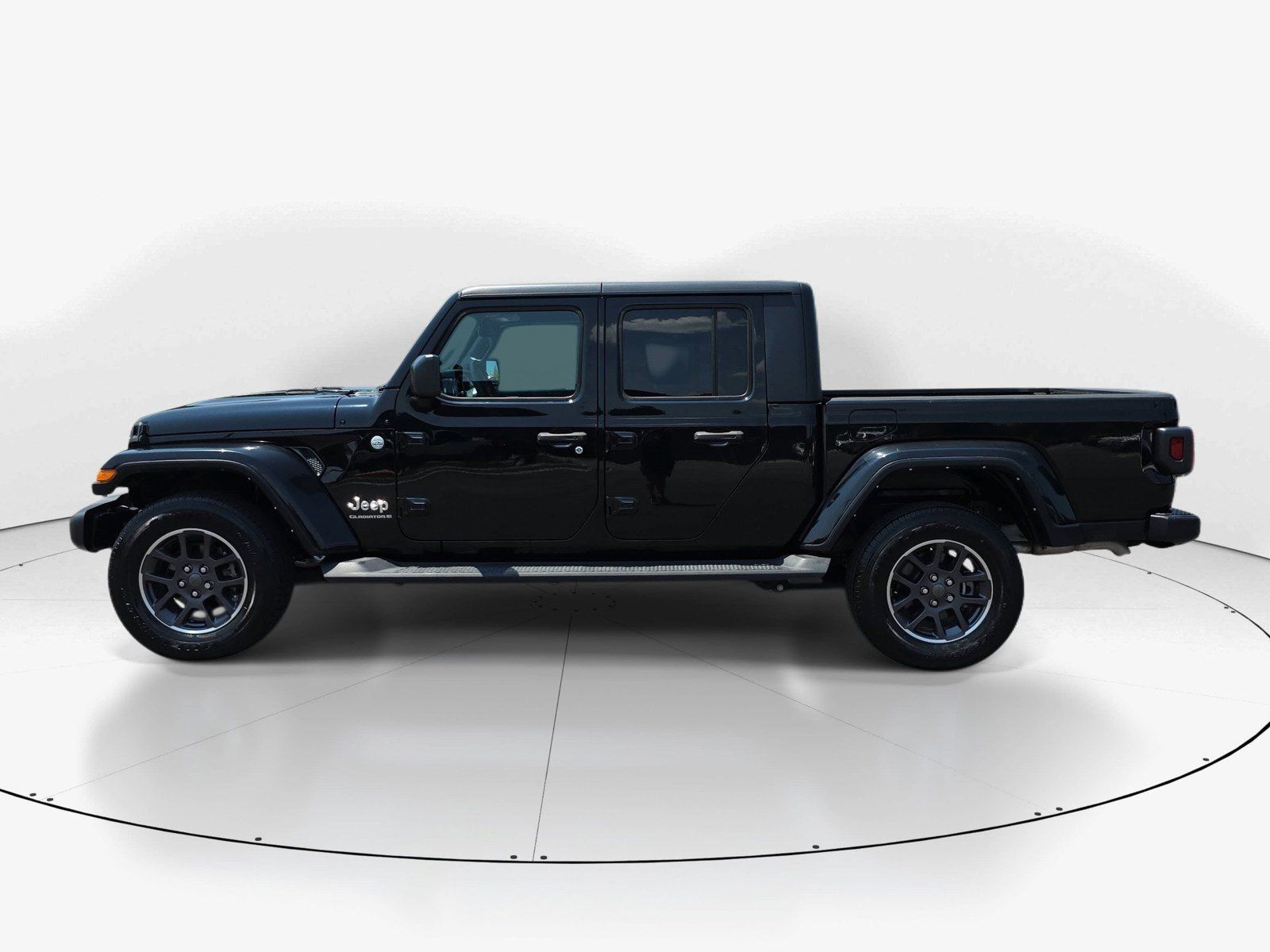 Used 2023 Jeep Gladiator Overland AWD/4WD image 7