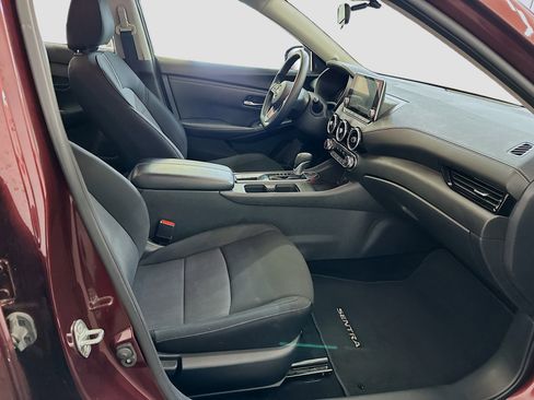 Used 2024 Nissan Sentra SV image 31