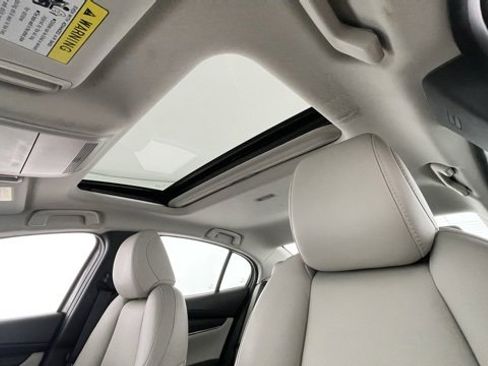 Used 2025 MAZDA MAZDA3 s image 44