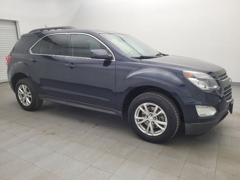 Used 2017 Chevrolet Equinox LT w/ Convenience Package image 11