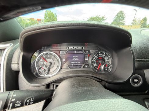 Used 2021 RAM 1500 Laramie w/ Sport Appearance Package AWD/4WD image 10