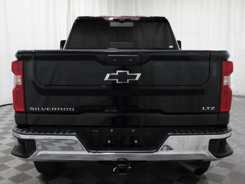 Used 2024 Chevrolet Silverado 2500 LTZ w/ LTZ Plus Package AWD/4WD image 30