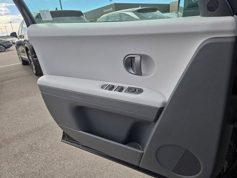 New 2026 Hyundai Ioniq 5 SEL image 24