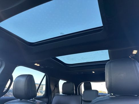 Used 2019 Ford Explorer XLT w/ Equipment Group 202A image 20