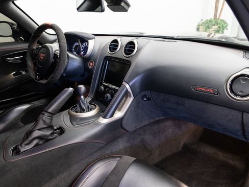 Used 2016 Dodge Viper ACR w/ Extreme Aero Package RWD image 15