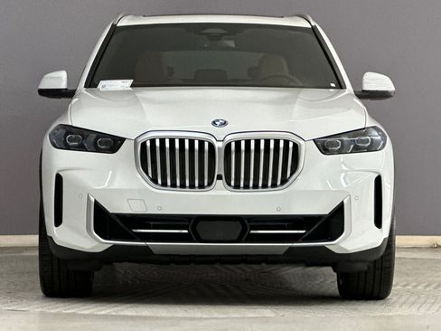 New 2026 BMW X5 xDrive50e w/ Parking Assistance Package image 6