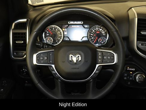 Used 2025 RAM 1500 Big Horn AWD/4WD image 7