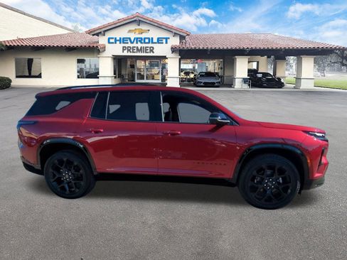 New 2026 Chevrolet Traverse RS image 9