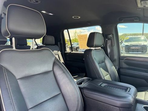 Certified 2021 Chevrolet Suburban Premier AWD/4WD image 26