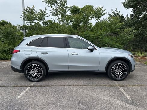 Used 2023 Mercedes-Benz GLC 300 image 2