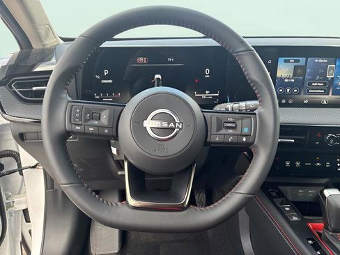 New 2026 Nissan Kicks SR image 13