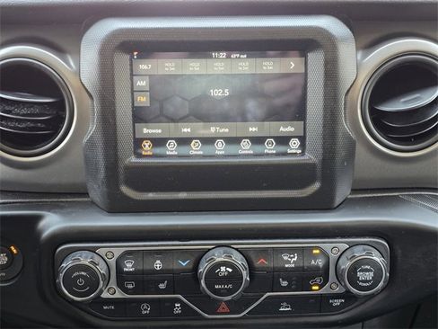 Used 2023 Jeep Wrangler Sport S image 12