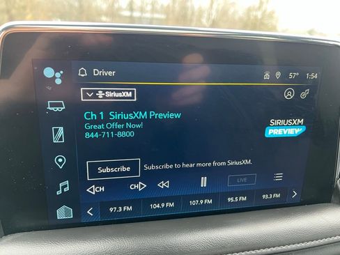 Used 2024 Chevrolet Tahoe Z71 w/ Luxury Package image 40