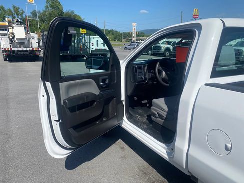 Used 2016 Chevrolet Silverado 1500 W/T w/ WT Fleet Convenience Package RWD image 7