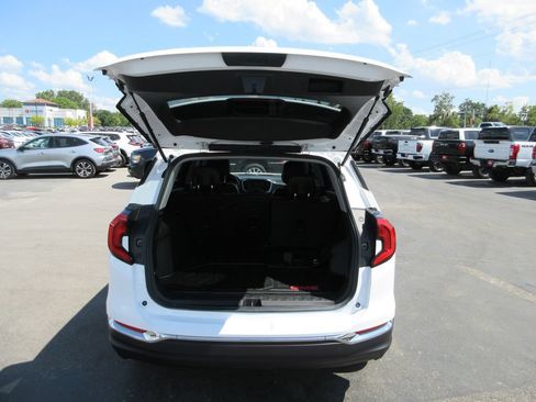Used 2020 GMC Terrain SLT FWD image 7