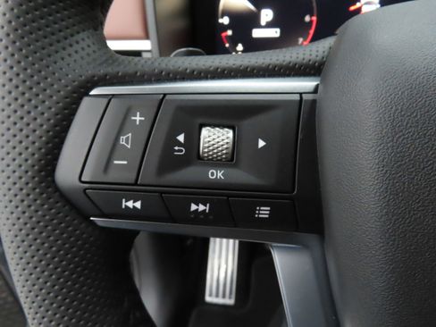 New 2026 Mitsubishi Outlander SEL FWD image 12