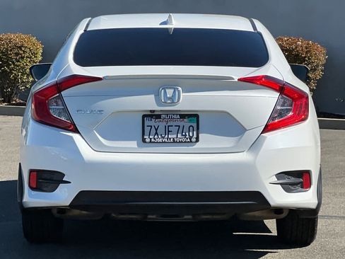 Used 2016 Honda Civic EX-T image 8