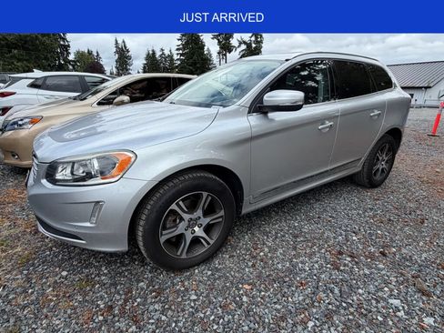 Used 2015 Volvo XC60 T6 w/ Proximity Package AWD/4WD image 1
