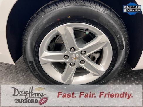 Used 2024 Chevrolet Malibu LT image 17