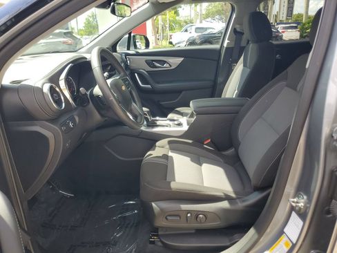 Used 2025 Chevrolet Blazer LT FWD image 15