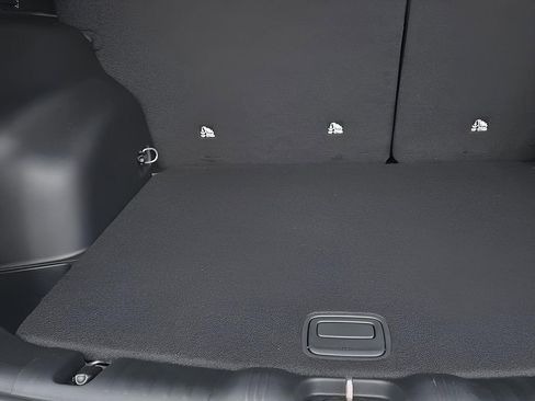 New 2026 Jeep Compass Latitude image 8