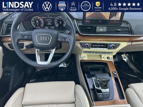 Used 2023 Audi Q5 e Premium Plus w/ Premium Plus Package image 9