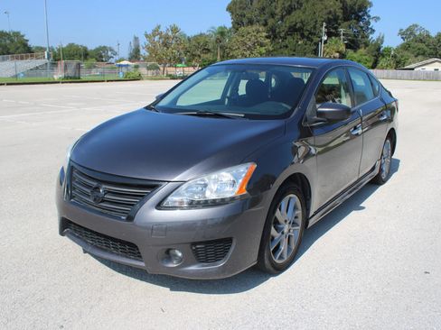 Used 2013 Nissan Sentra SR FWD image 1
