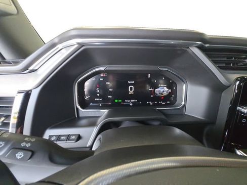 Used 2026 GMC Sierra 1500 Denali w/ Denali Reserve Package AWD/4WD image 14