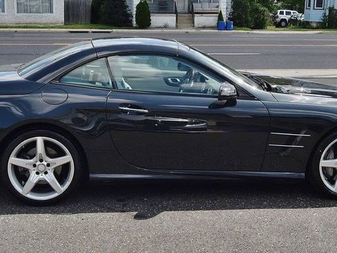 Used 2013 Mercedes-Benz SL 550 image 14