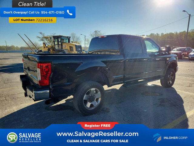 Used 2017 Ford F350 XLT w/ XLT Premium Package AWD/4WD image 4