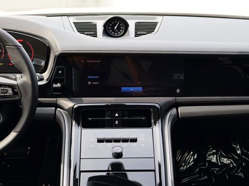 New 2026 Porsche Panamera image 20