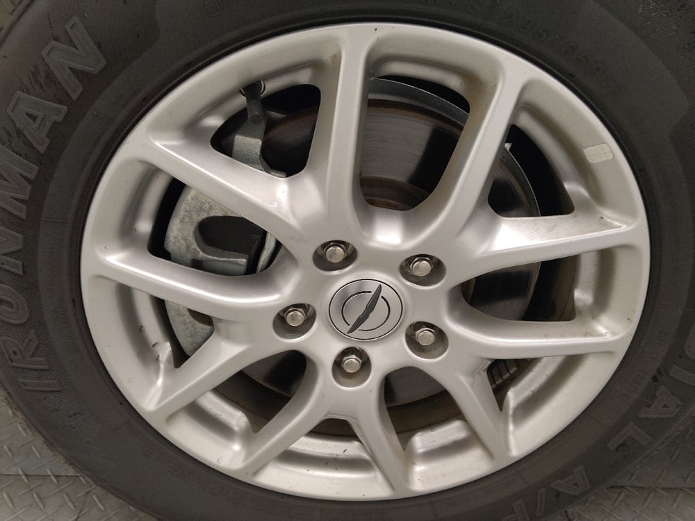 Used 2024 Chrysler Pacifica Touring-L FWD image 31