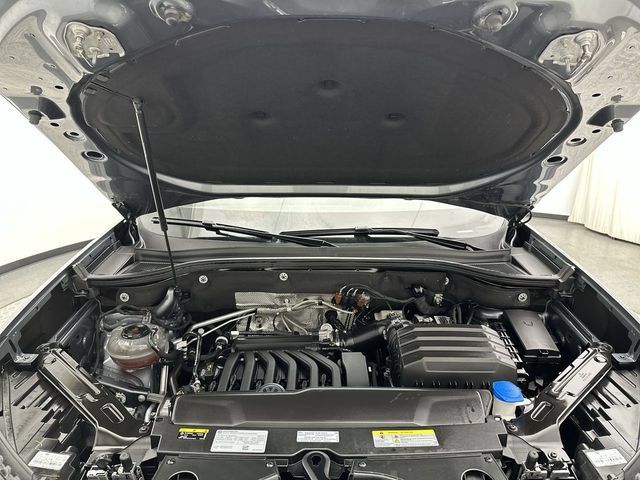 Certified 2023 Volkswagen Atlas Cross Sport SE w/ Panoramic Sunroof Package AWD/4WD image 25