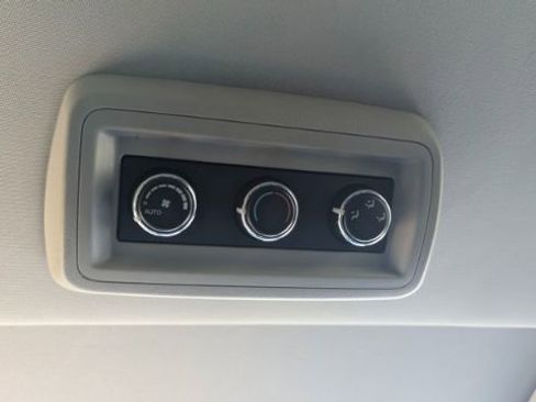 Used 2020 Dodge Journey Crossroad FWD image 40