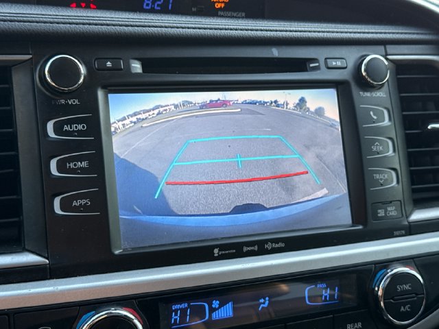 Used 2017 Toyota Highlander SE AWD/4WD image 31