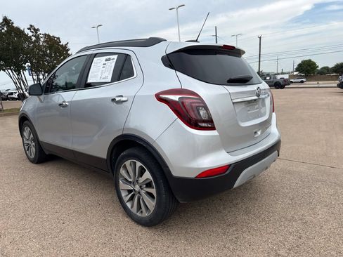 Used 2019 Buick Encore Preferred FWD image 5