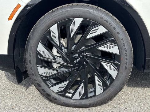 New 2026 Lincoln Nautilus Reserve image 7