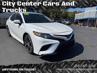 Used 2019 Toyota Camry SE w/ Convenience Package