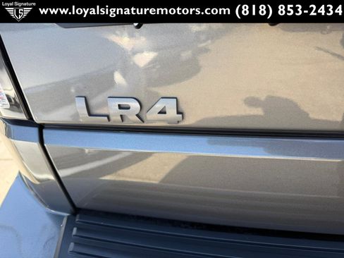Used 2016 Land Rover LR4 HSE AWD/4WD image 9