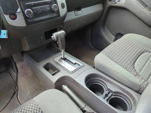 Used 2013 Nissan Frontier SV RWD image 11