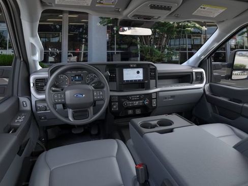 New 2026 Ford F350 XL w/ FX4 Off-Road Package AWD/4WD image 9