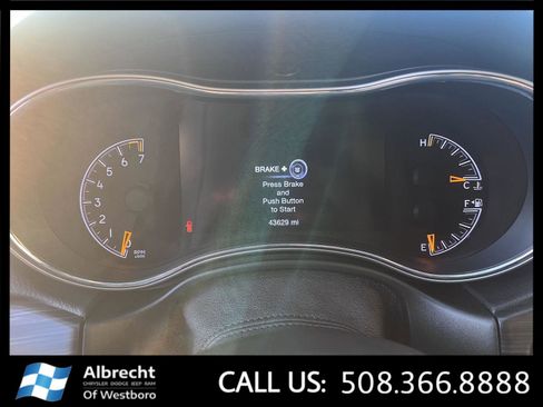 Used 2022 Jeep Grand Cherokee Limited image 28