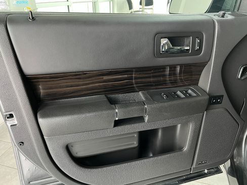 Used 2016 Ford Flex SEL w/ Equipment Group 202A AWD/4WD image 8