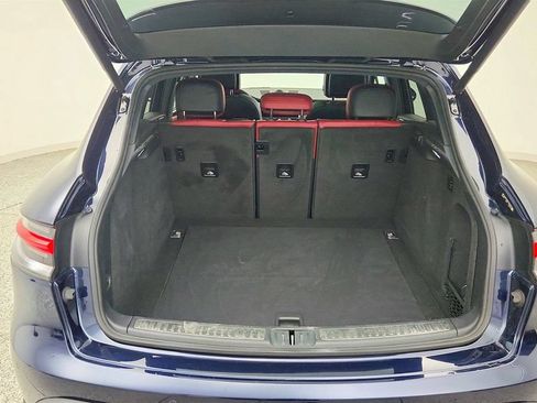 Used 2023 Porsche Macan S AWD/4WD image 22