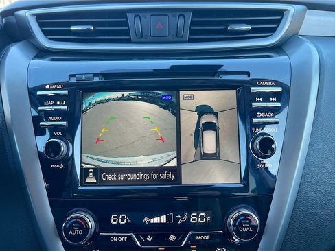 Used 2024 Nissan Murano SL FWD image 14