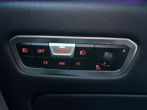 Used 2020 BMW X7 xDrive40i w/ M Sport Package image 25