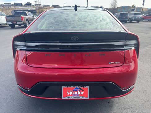 New 2026 Toyota Prius Plug-In Hybrid image 3