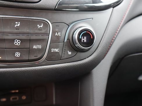 Used 2024 Chevrolet Equinox RS image 13