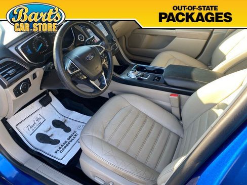 Used 2017 Ford Fusion SE w/ Fusion SE Technology Package image 27